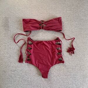 acacia lumahai and queens in berry